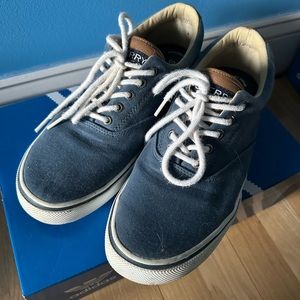 Men’s Sperry shoes